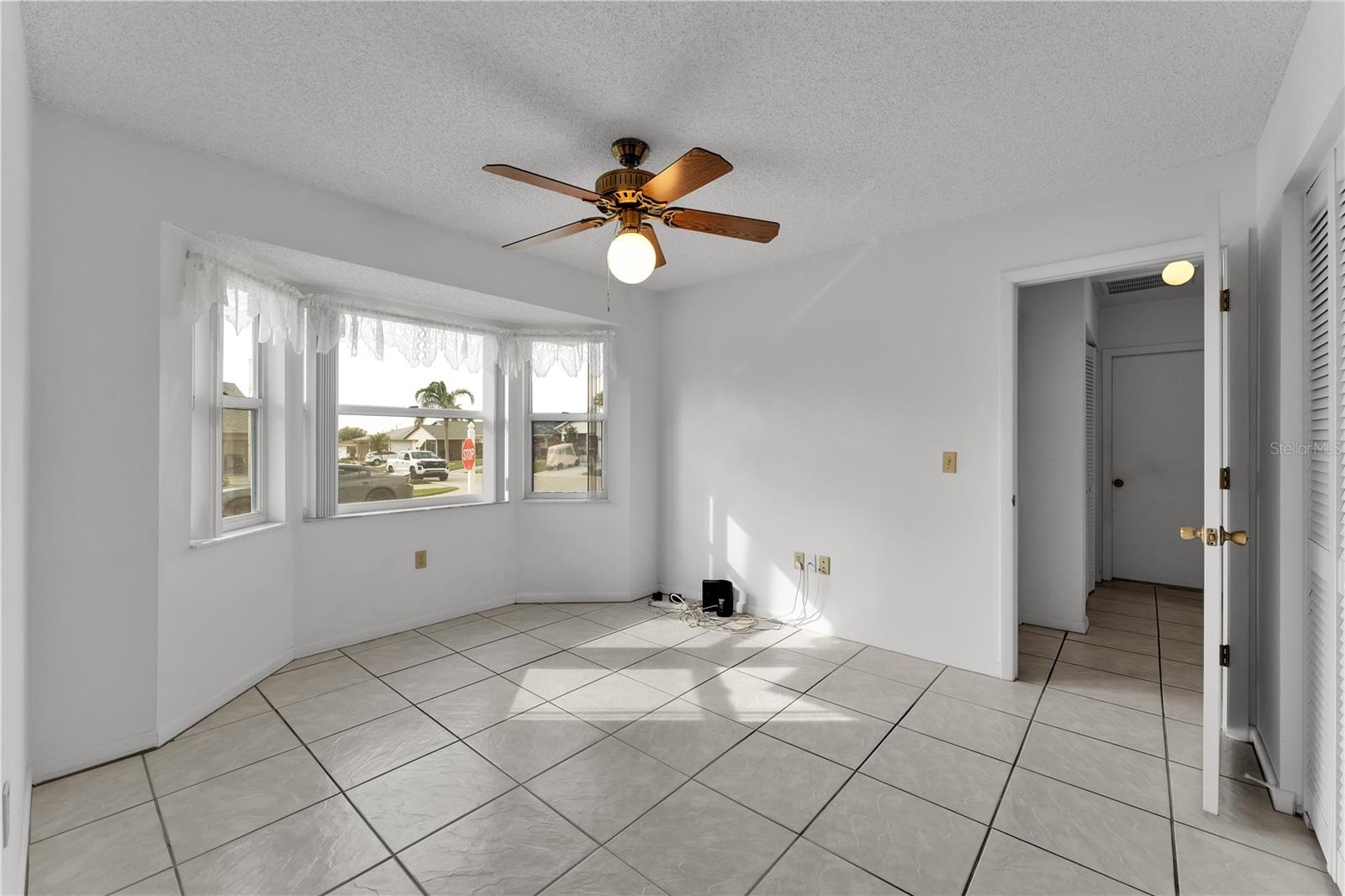 Image 20 of 62 For 3102 Pebble Bend Drive