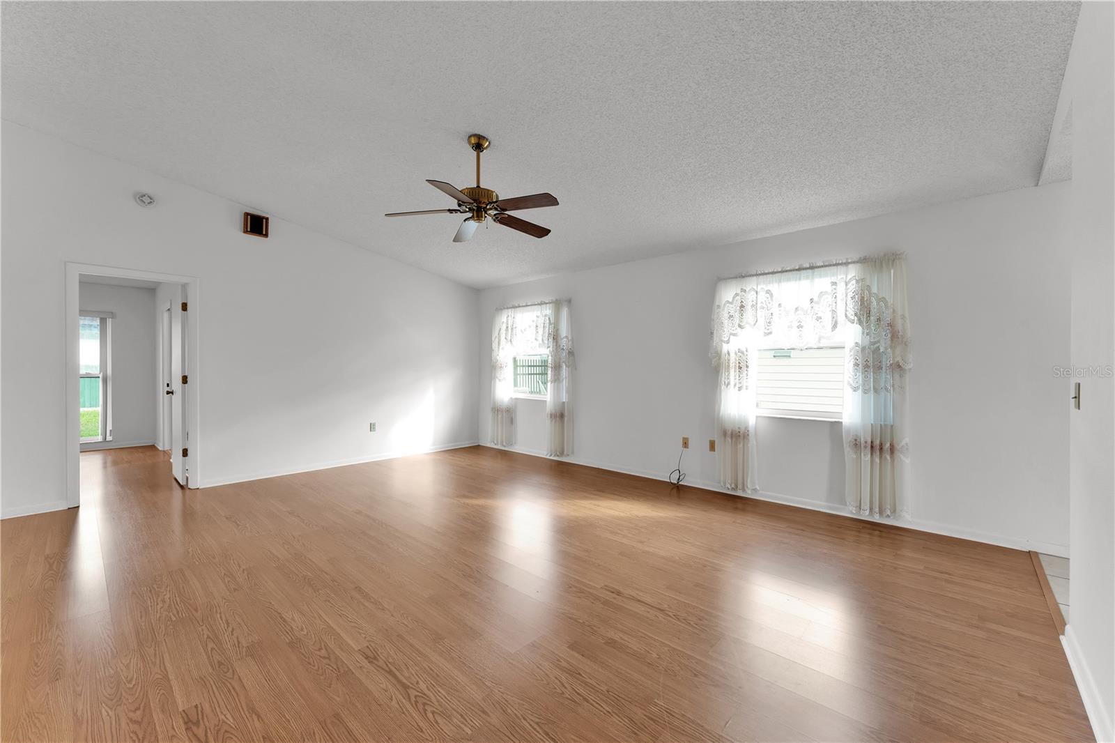 Image 44 of 62 For 3102 Pebble Bend Drive