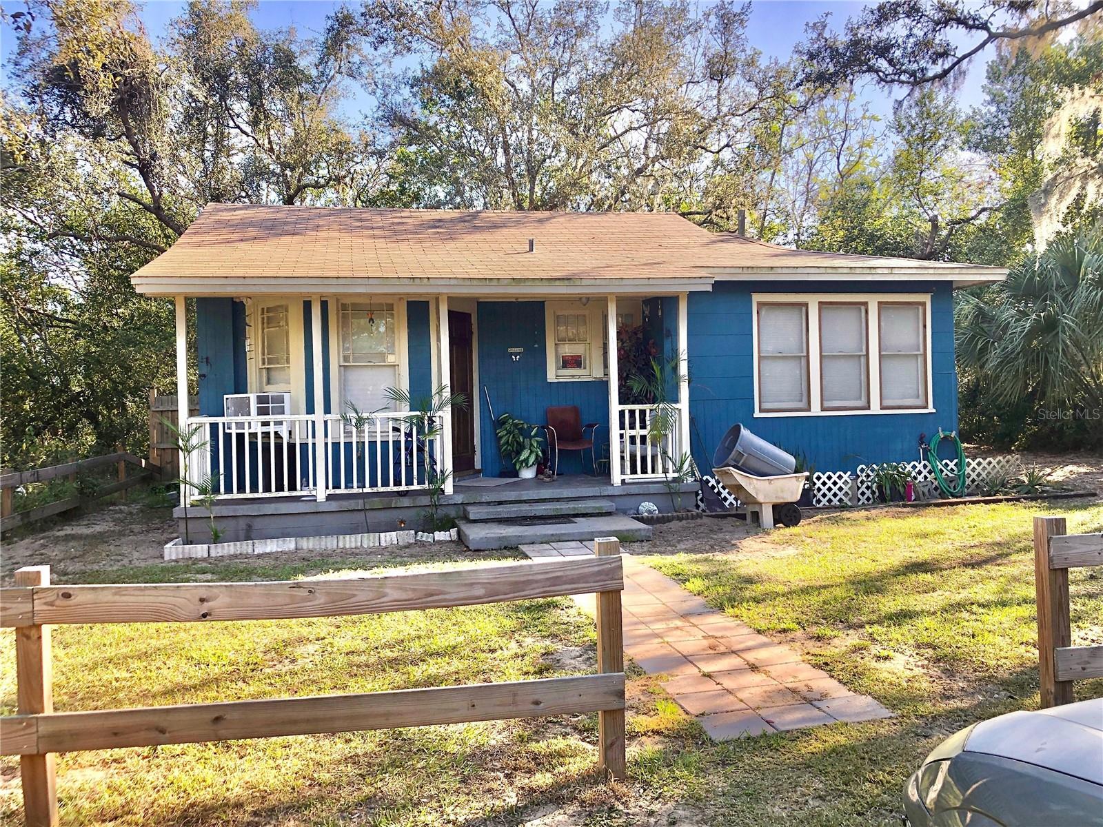 Listing Details for 3034 Azalea Avenue, LAKE WALES, FL 33898