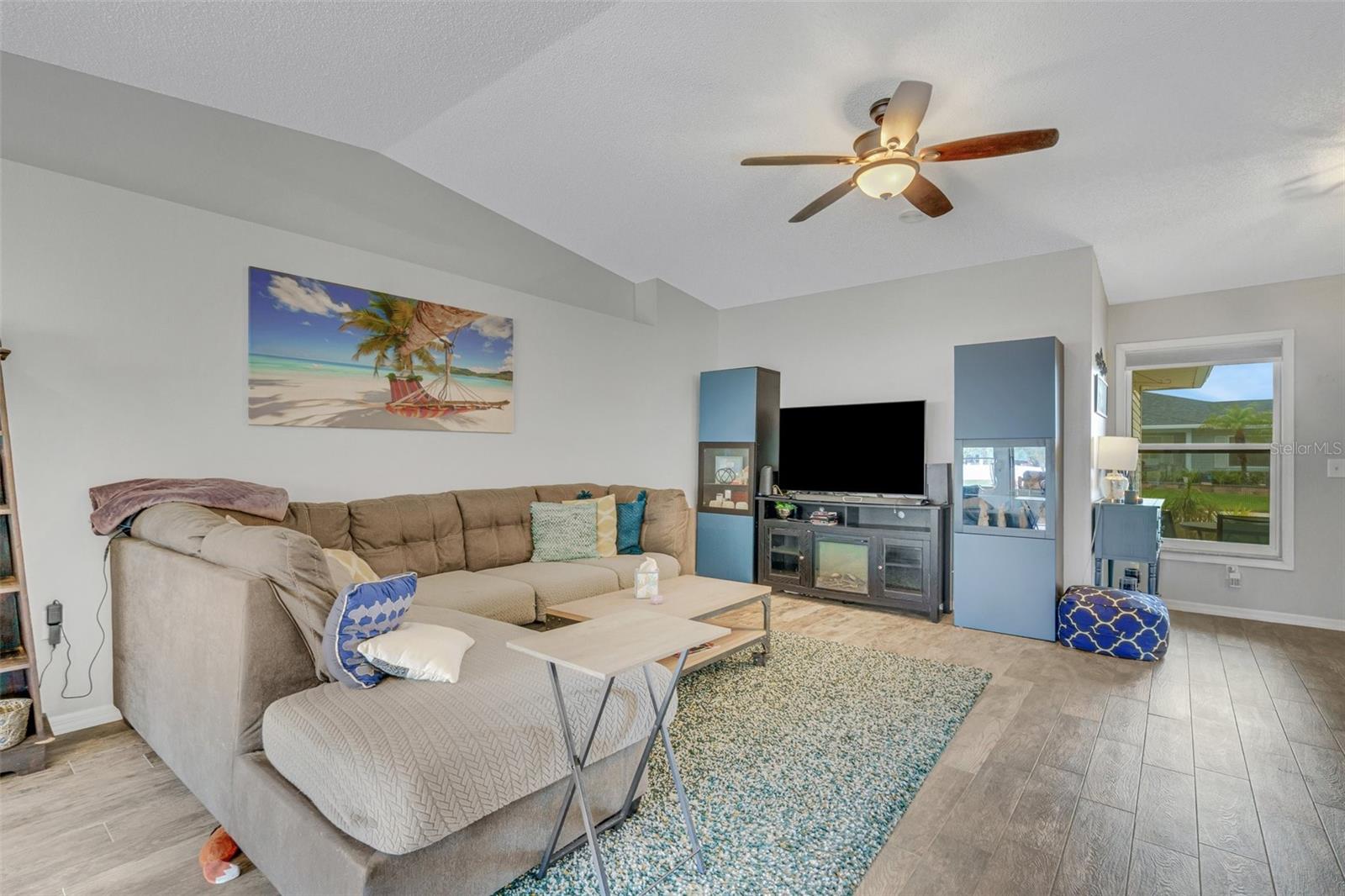 Image 3 of 34 For 2173 Mission Hills Drive