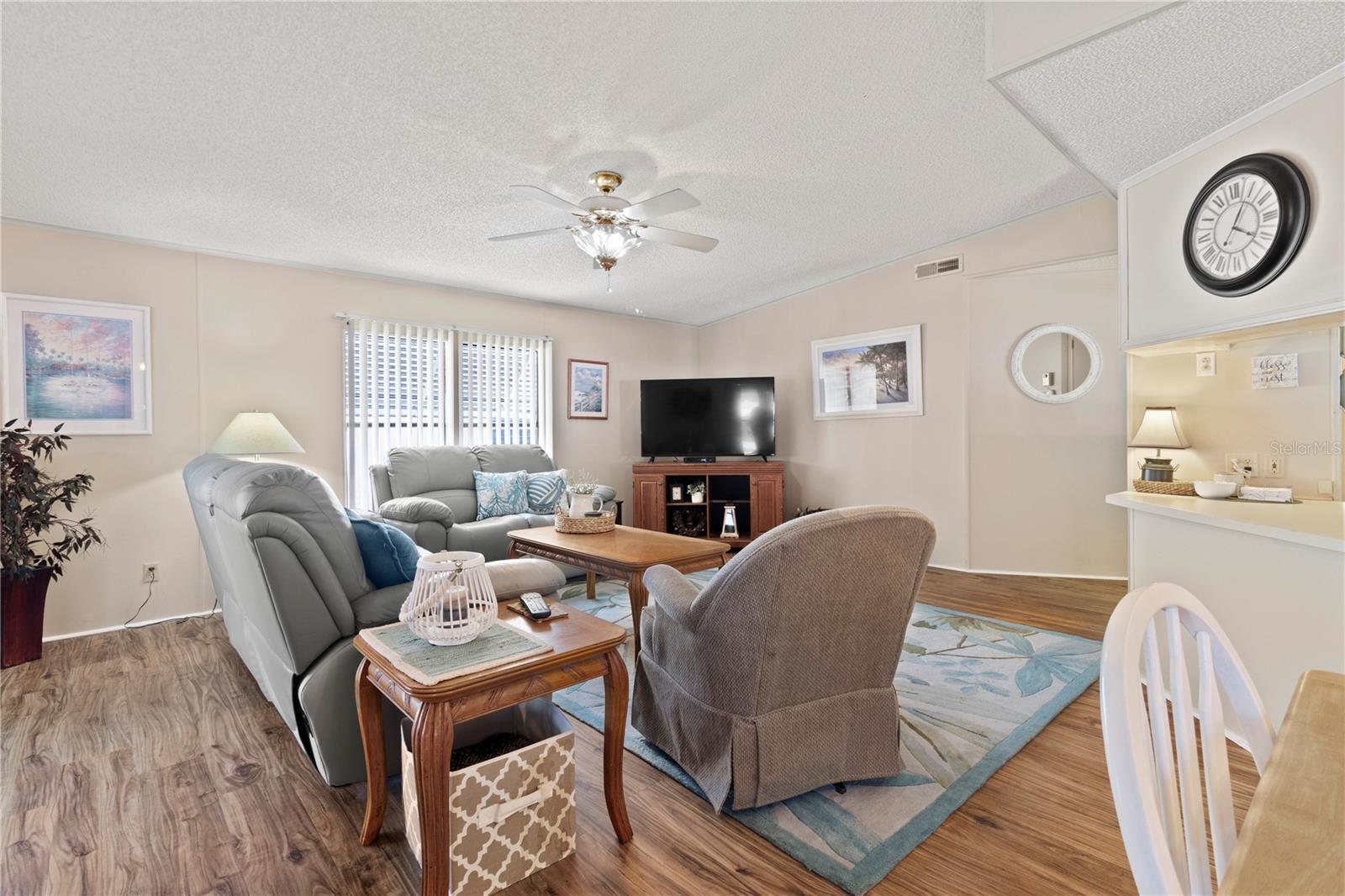 Image 12 of 47 For 4911 Colonnades Club Boulevard