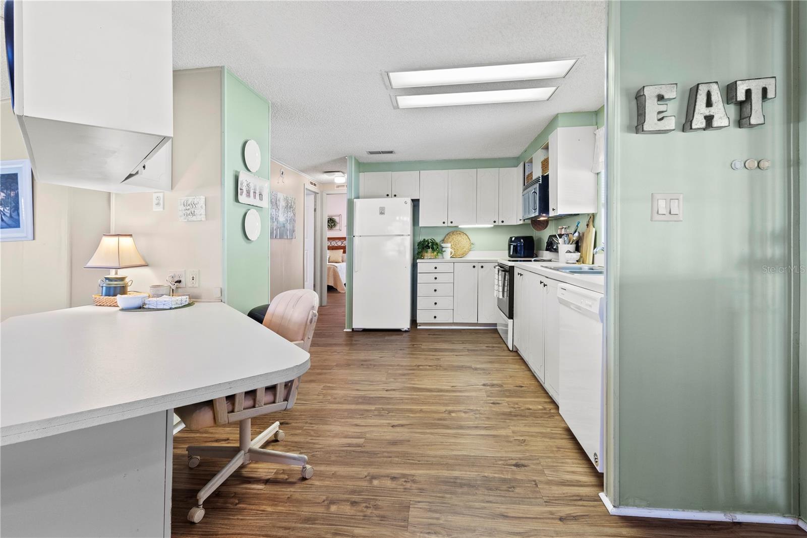 Image 15 of 47 For 4911 Colonnades Club Boulevard