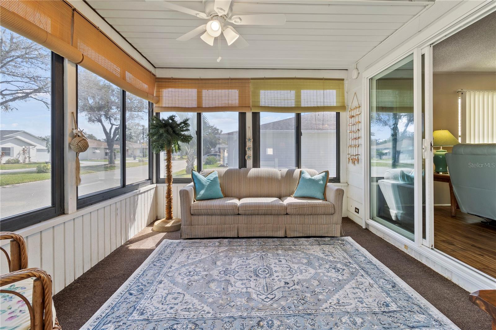 Image 6 of 47 For 4911 Colonnades Club Boulevard