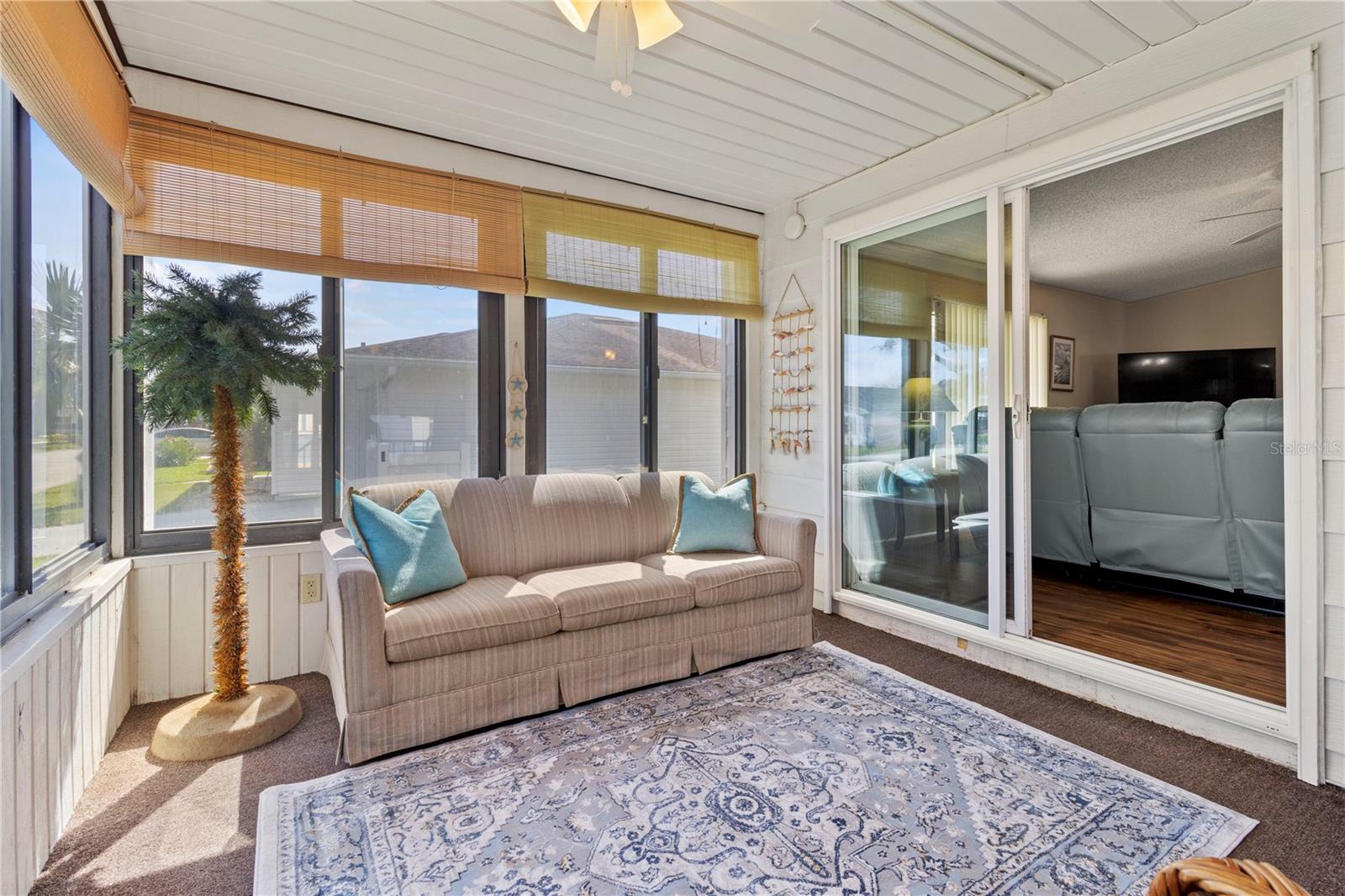 Image 7 of 47 For 4911 Colonnades Club Boulevard