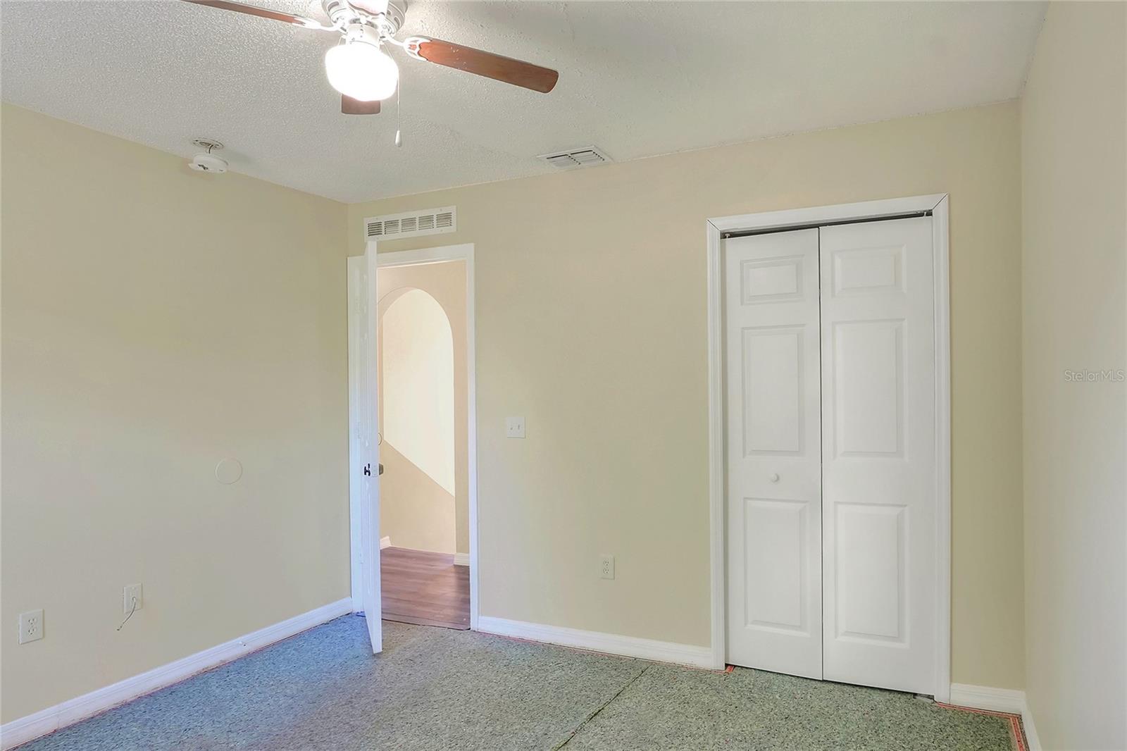 Image 41 of 53 For 186 Rosedale Drive