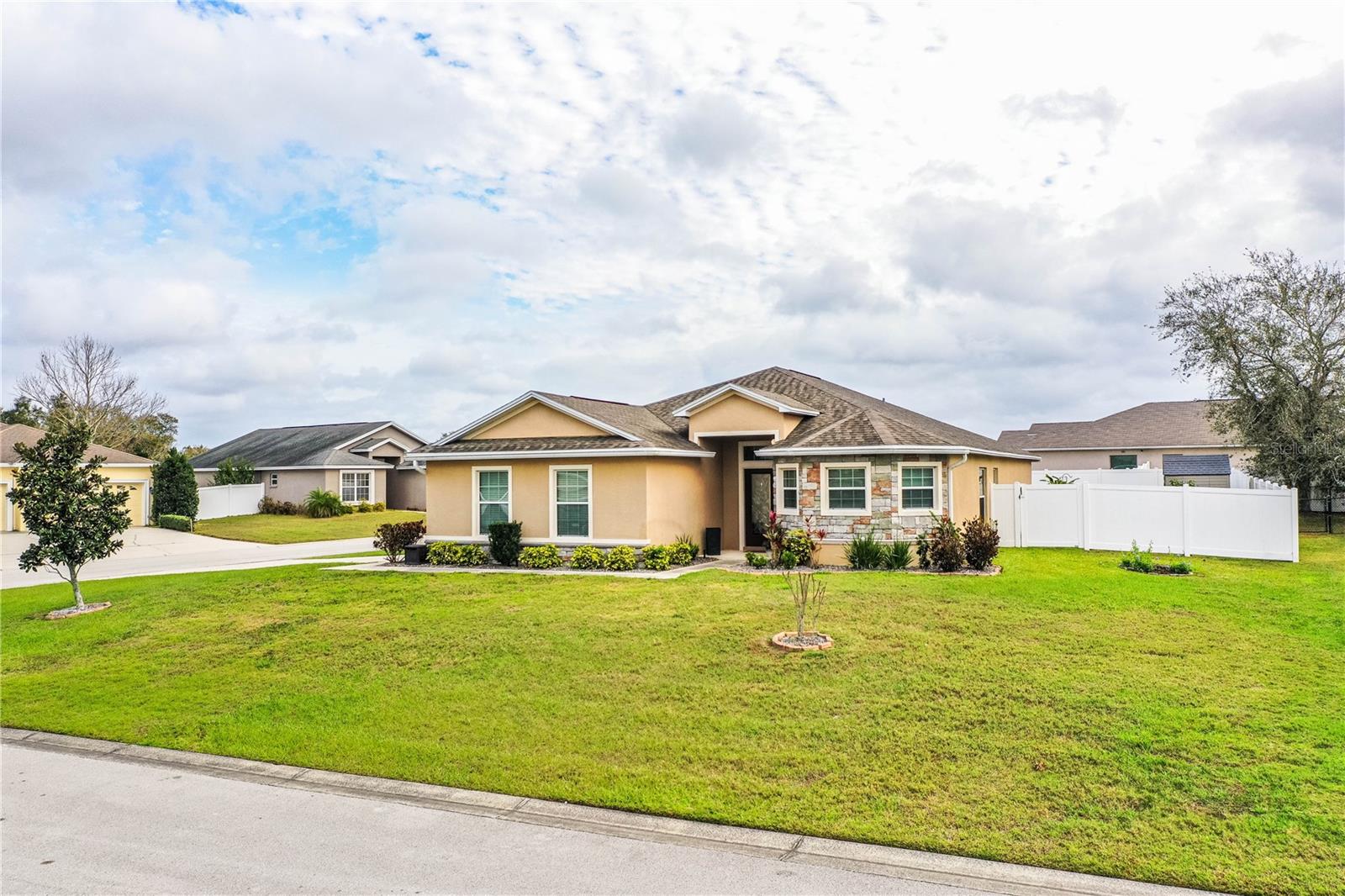 Details for 3510 Kenwood Crossing, LAKELAND, FL 33812