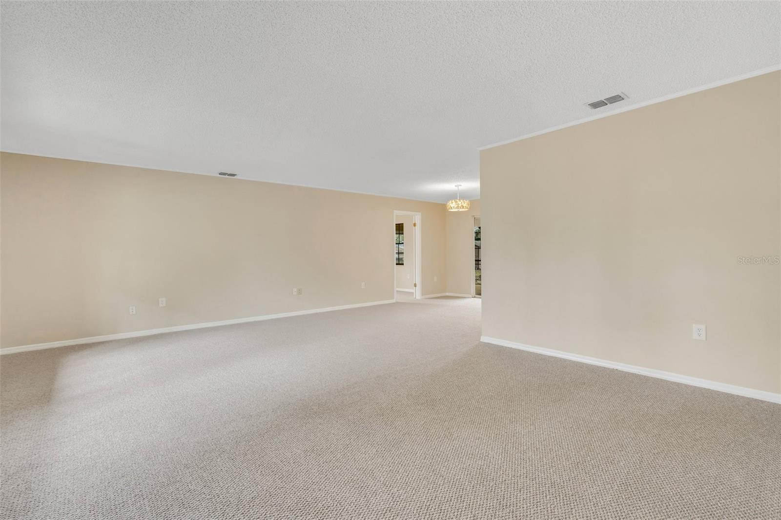 Image 6 of 43 For 3511 Southcrest Boulevard