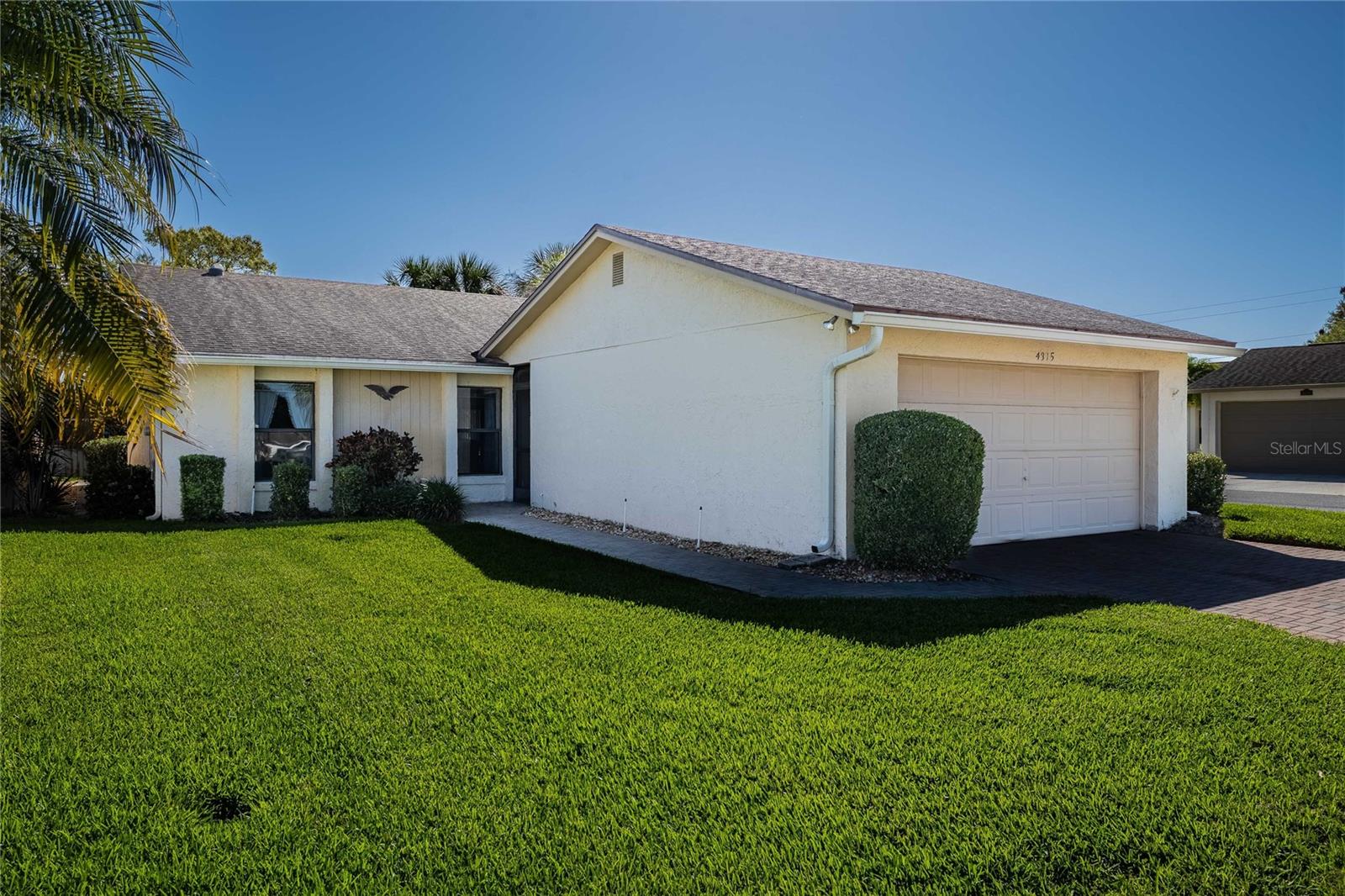 Details for 4315 Larrys Lagoon, WINTER HAVEN, FL 33884