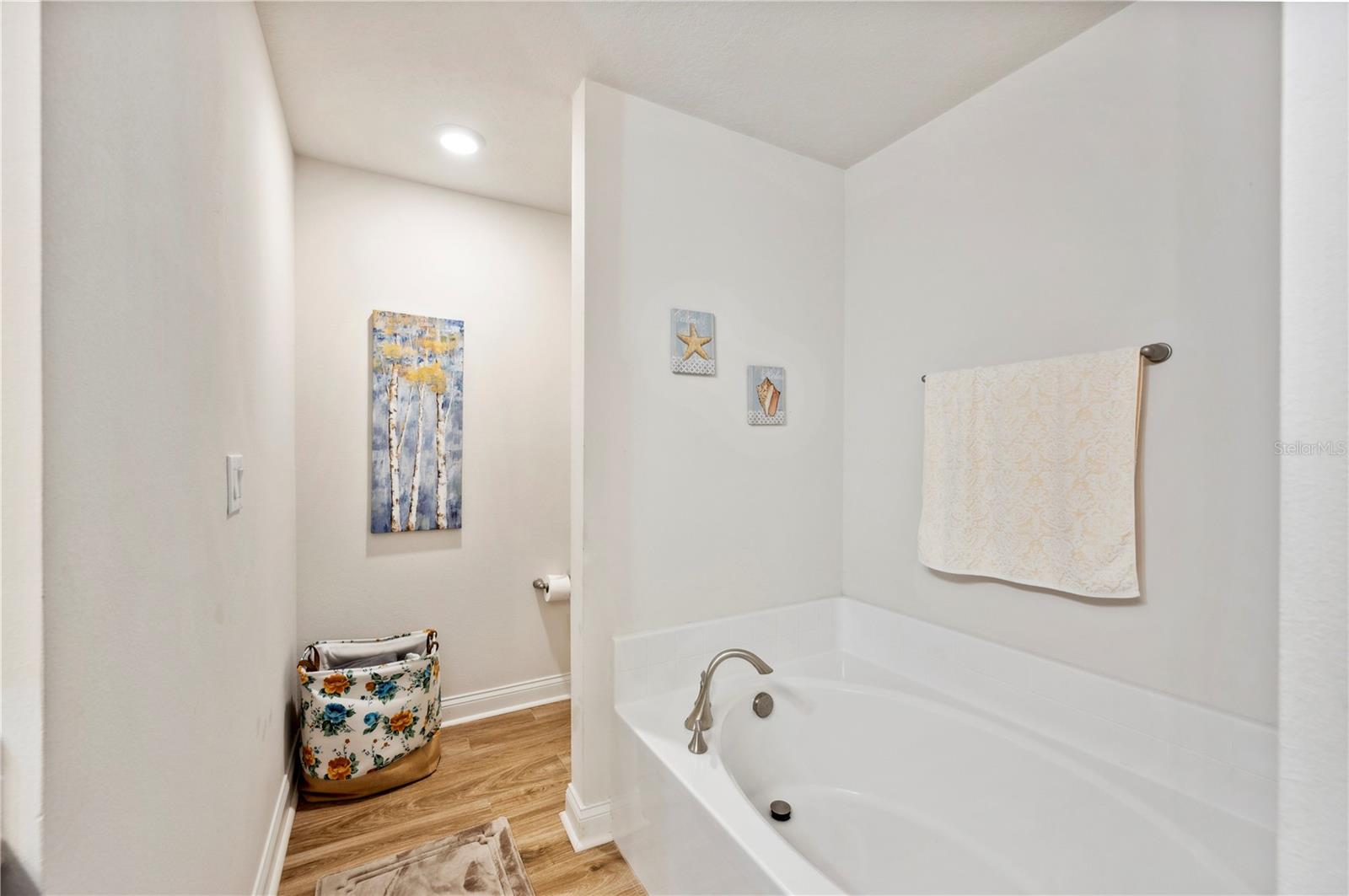 Image 23 of 40 For 2085 Pecos Drive