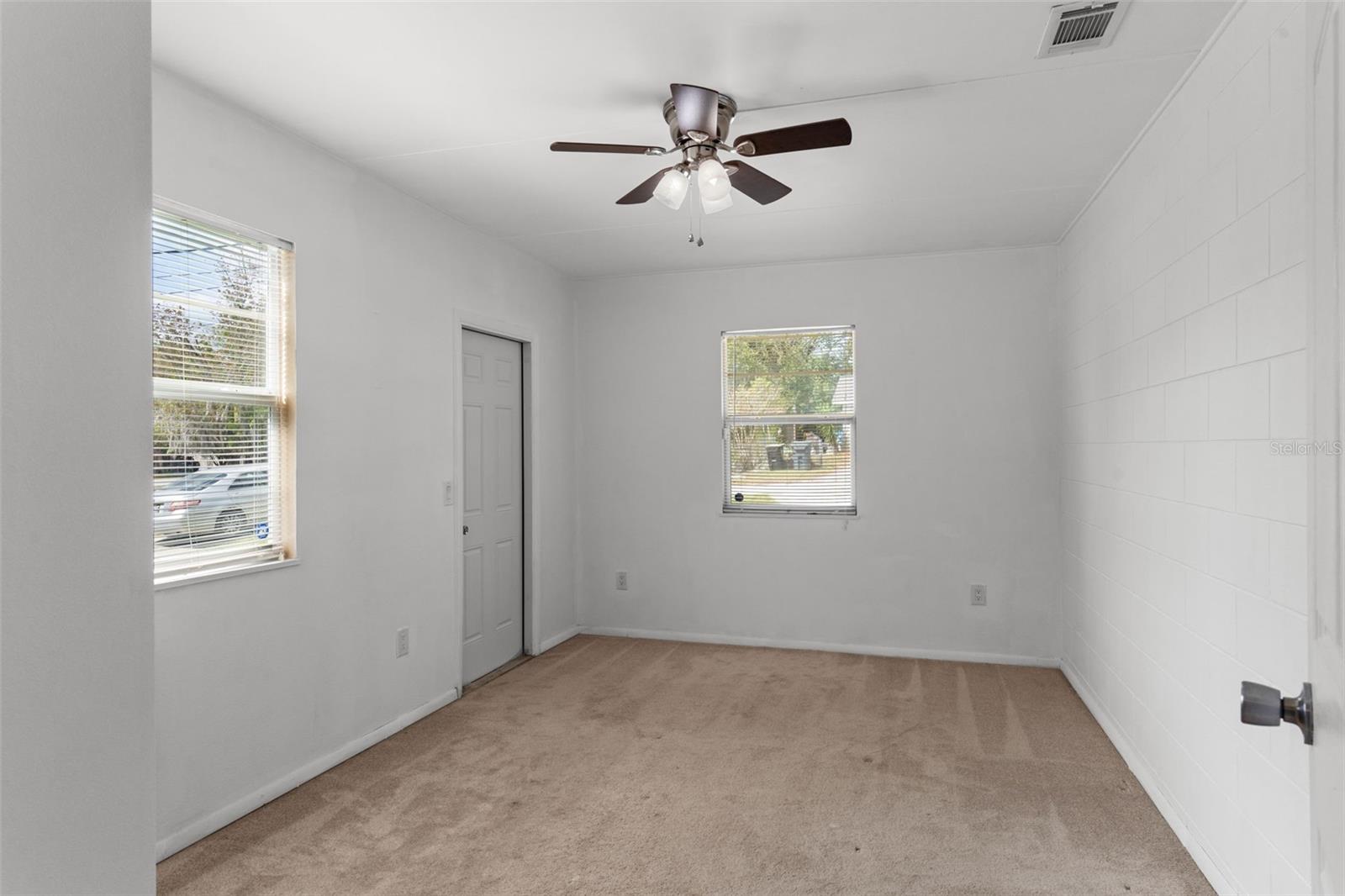Image 19 of 30 For 227 Dorothy Street