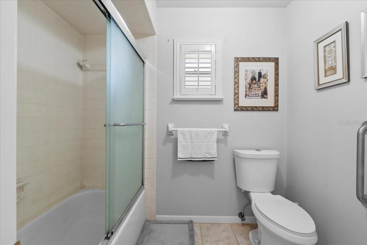 Image 24 of 46 For 5432 Weber Place