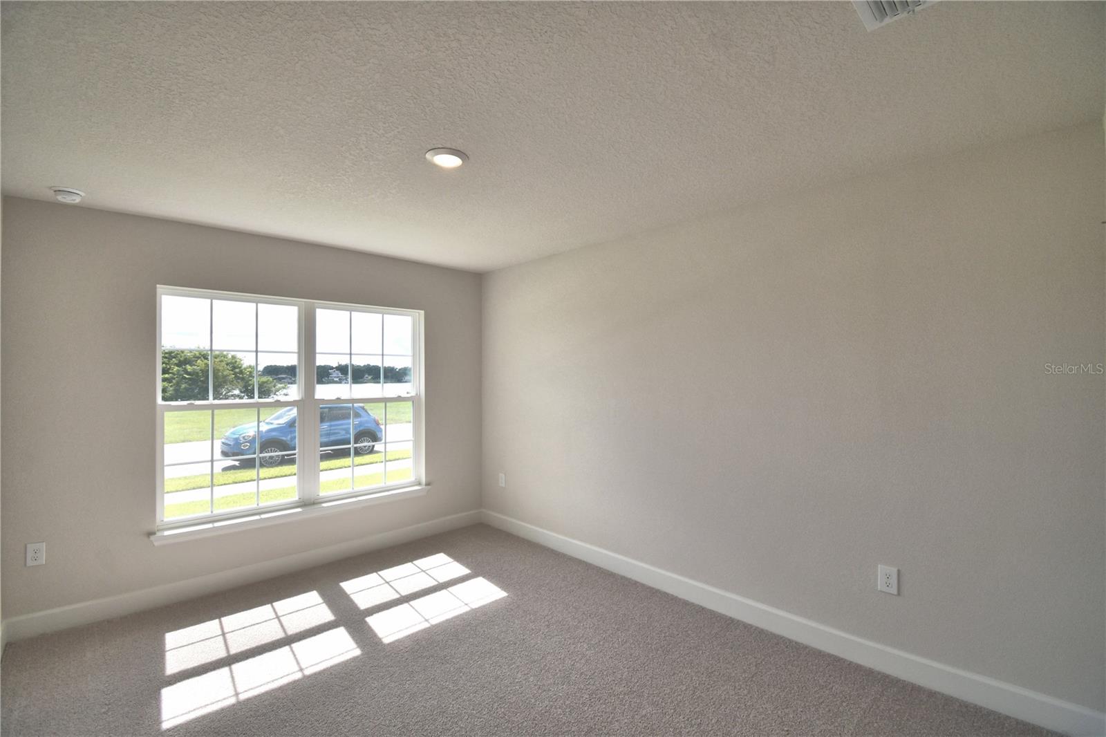 Image 39 of 76 For 4322 Juliana Lake Drive