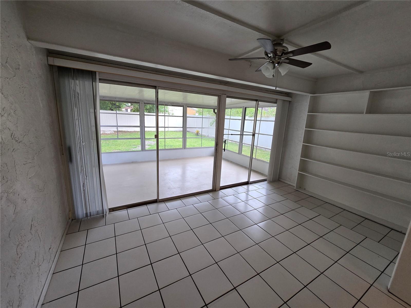Image 12 of 18 For 2927 7 Iron Drive 0