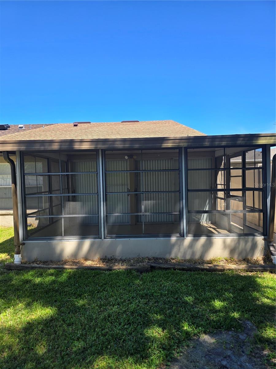 Image 16 of 18 For 2927 7 Iron Drive 0