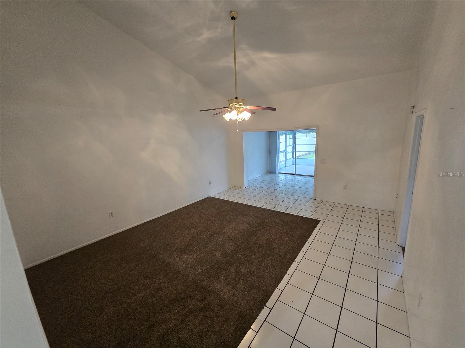 Image 8 of 18 For 2927 7 Iron Drive 0