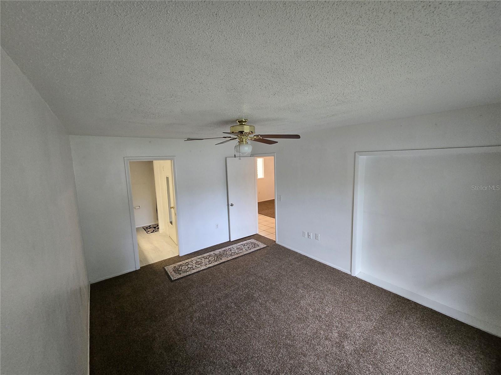 Image 9 of 18 For 2927 7 Iron Drive 0