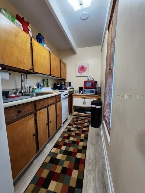 Image 4 of 11 For 1705 Club Circle 1705