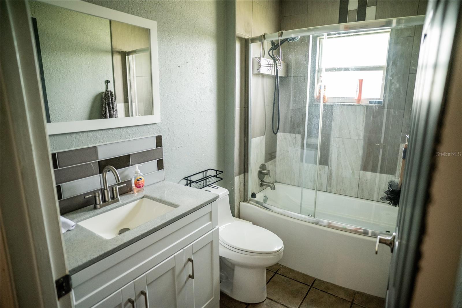 Image 35 of 48 For 811 Heron Place
