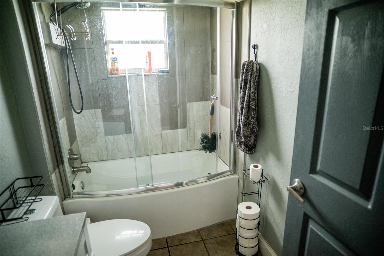 Image 37 of 48 For 811 Heron Place