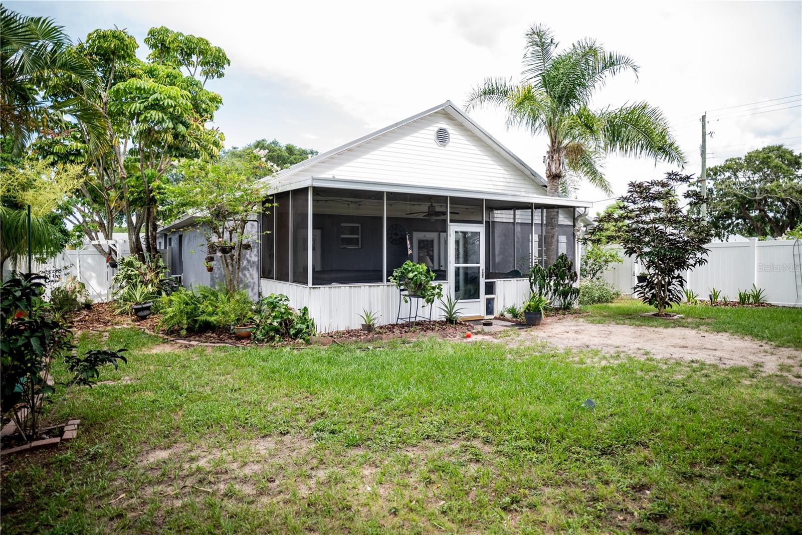 Image 44 of 48 For 811 Heron Place