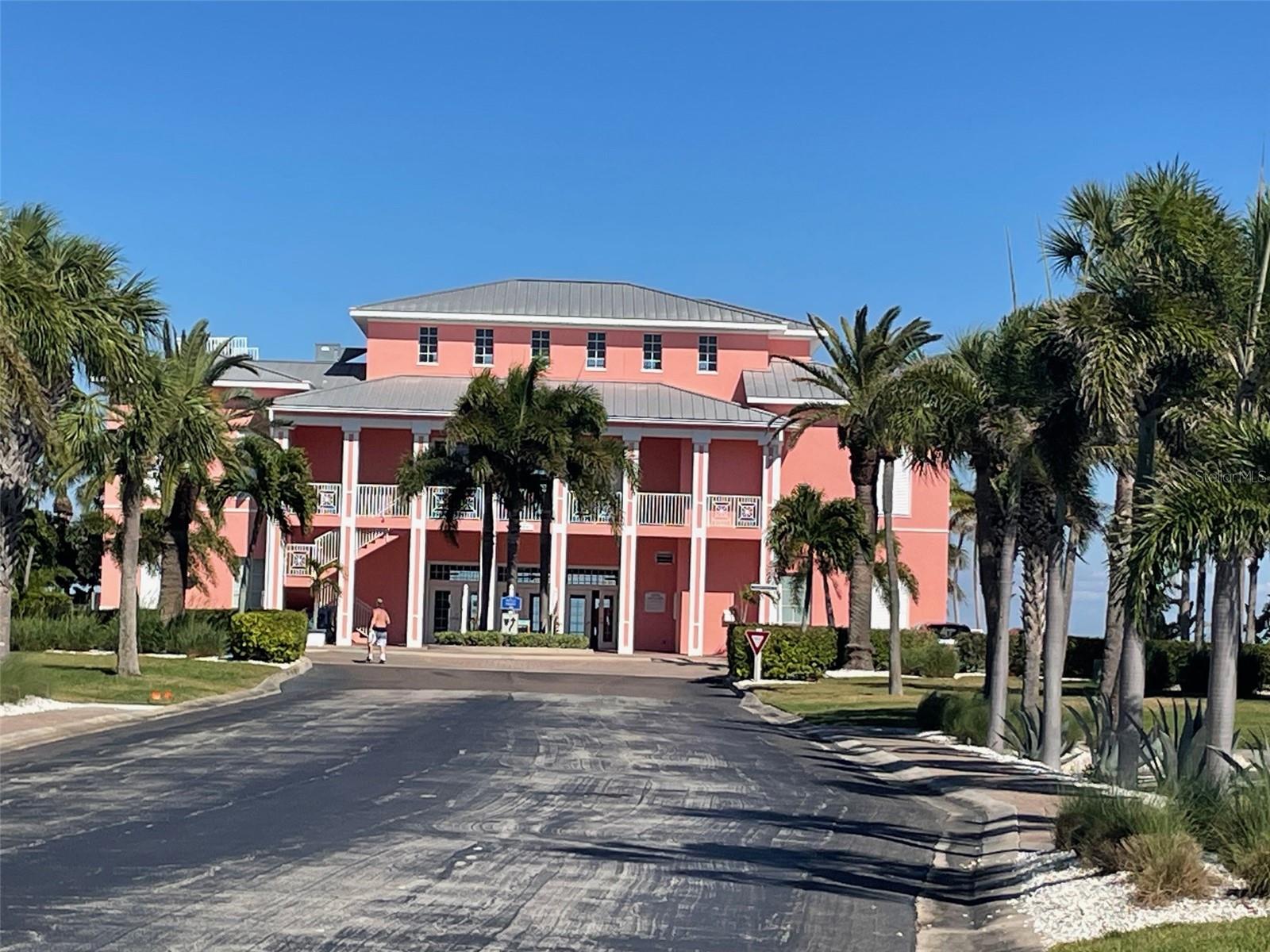 Image 33 of 36 For 247 Pompano Drive Se A