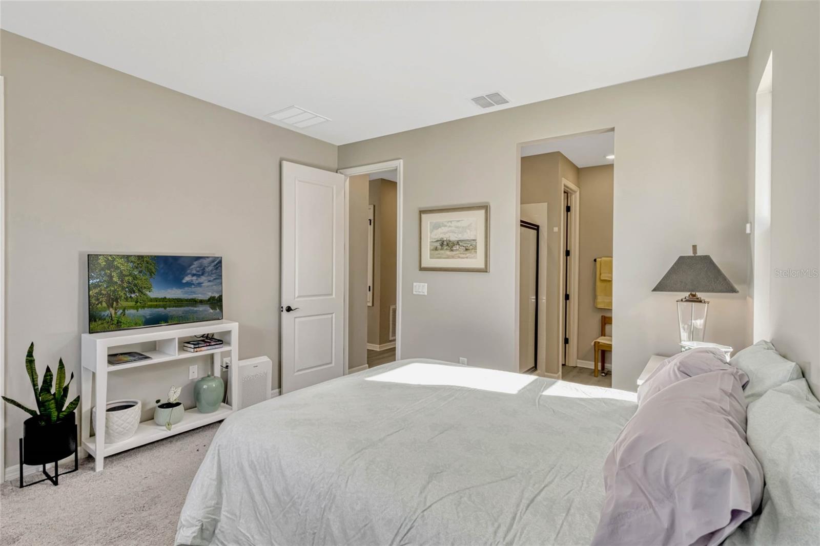 Image 11 of 20 For 819 Folklore Lane