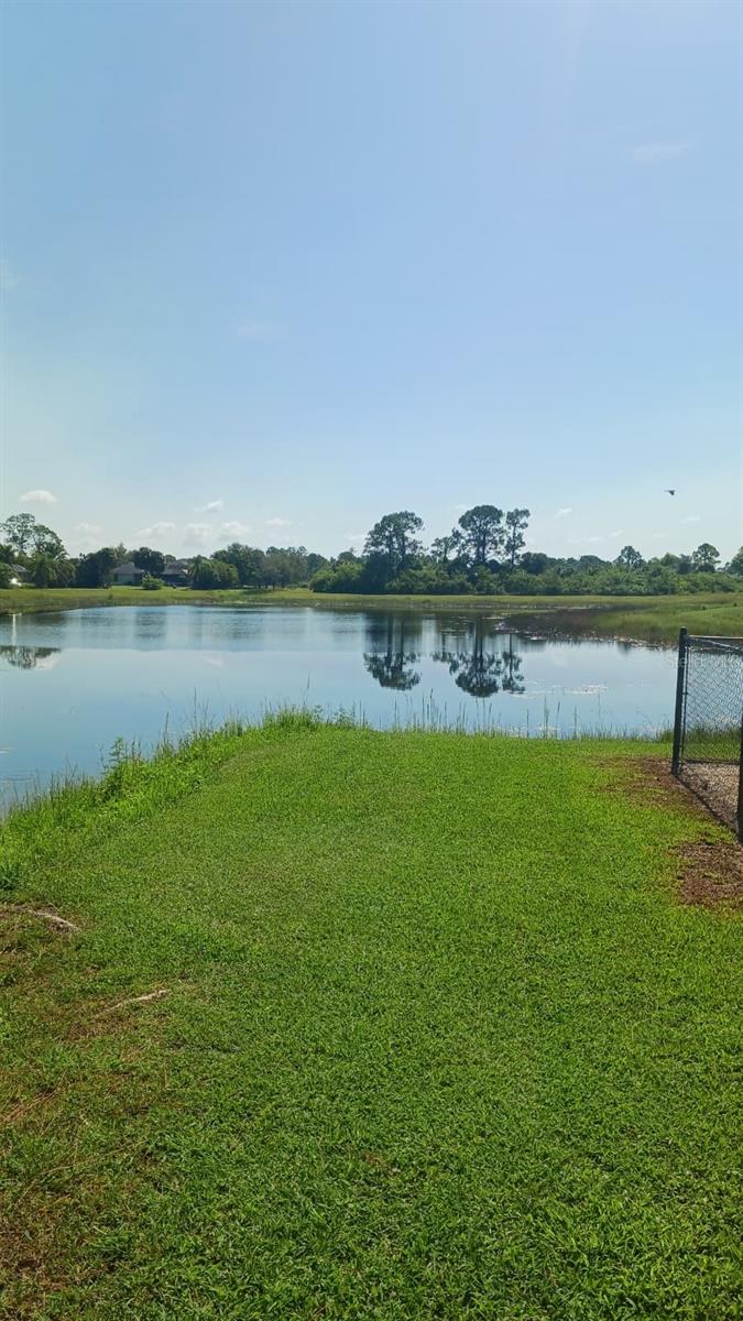 Image 9 of 10 For 494 Lemhurst Avenue S