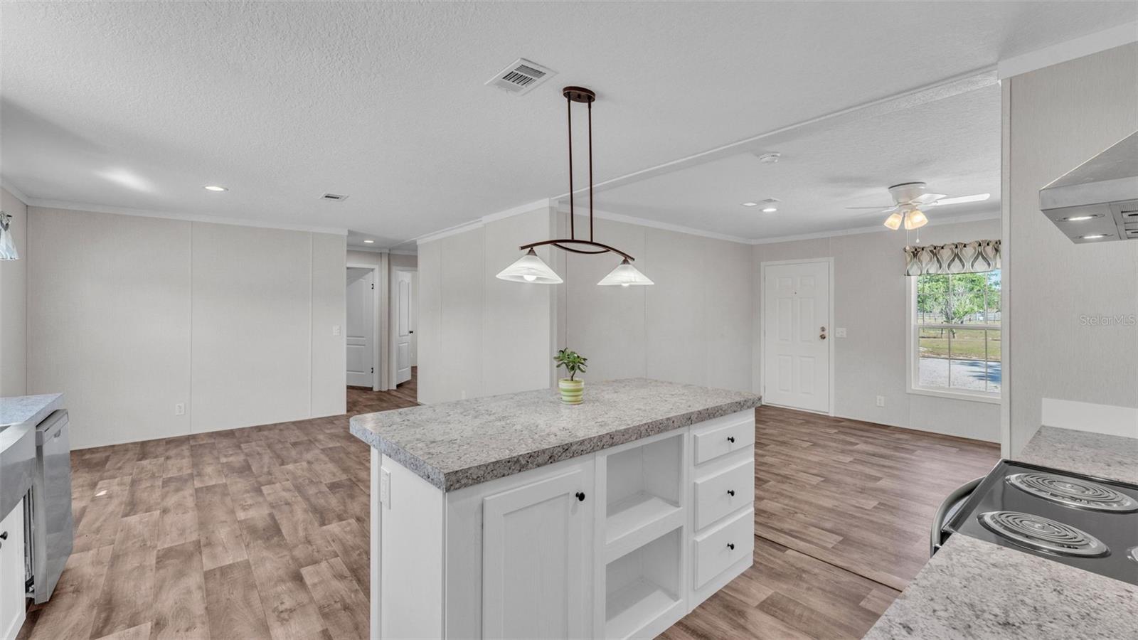 Image 12 of 48 For 5535 Lake Buffum Road