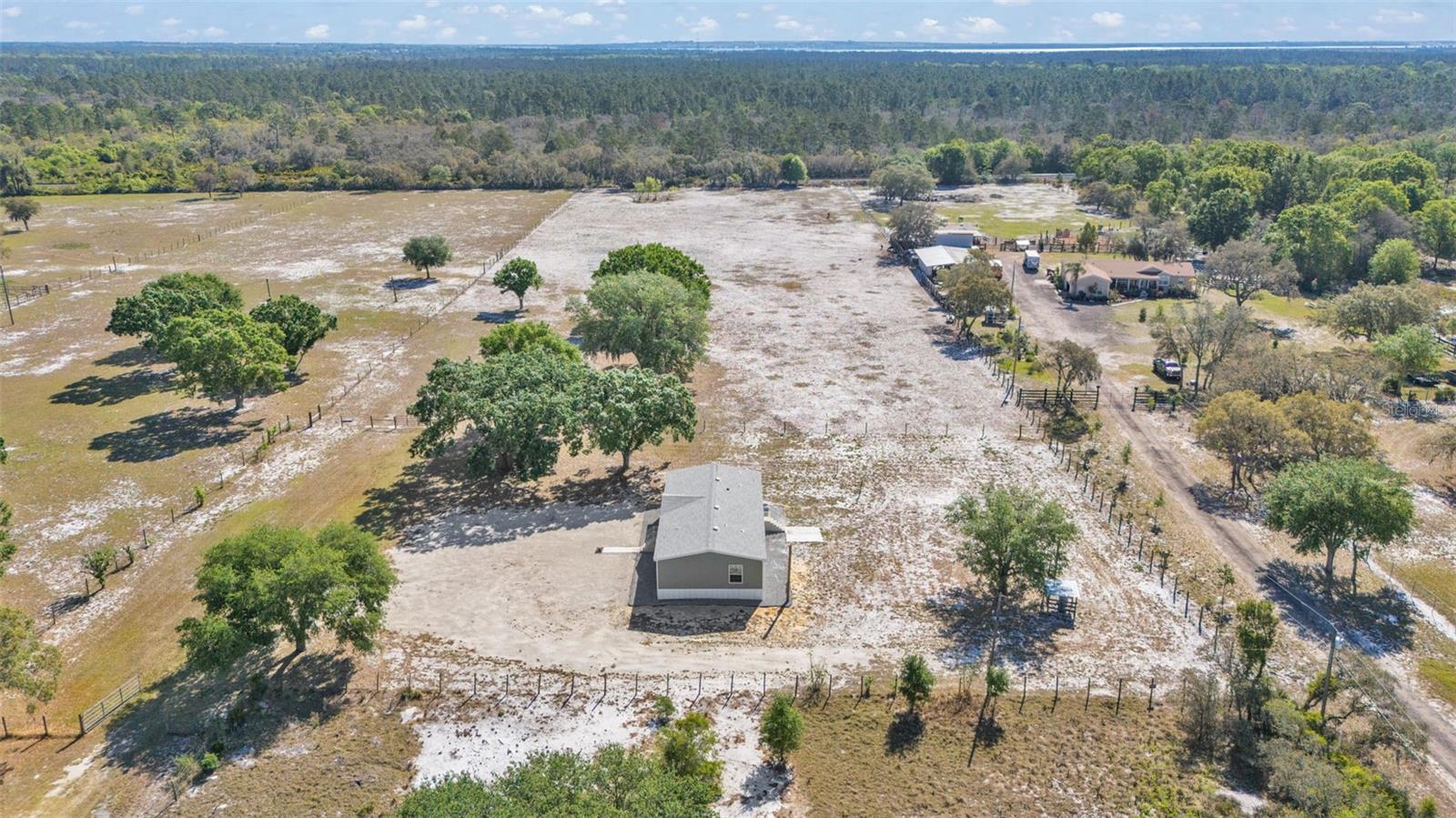 Image 38 of 48 For 5535 Lake Buffum Road