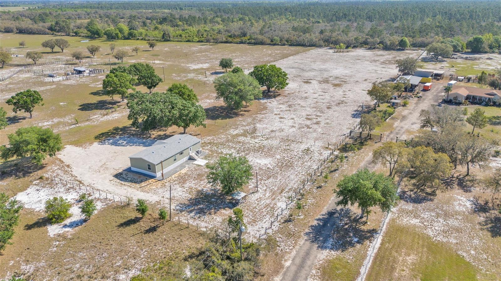 Image 39 of 48 For 5535 Lake Buffum Road