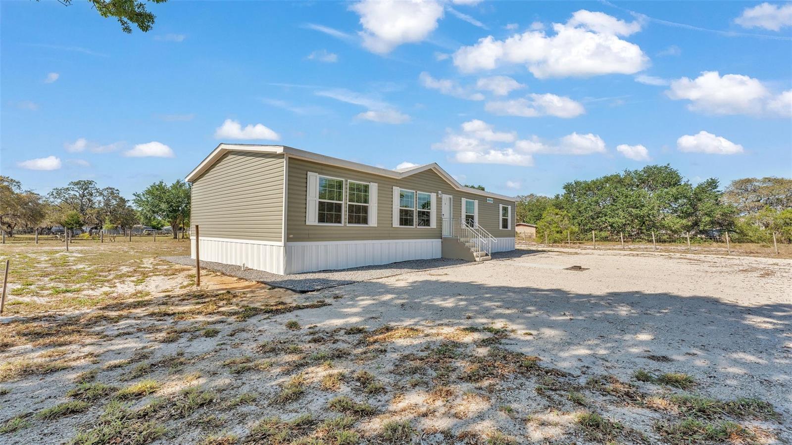 Image 47 of 48 For 5535 Lake Buffum Road