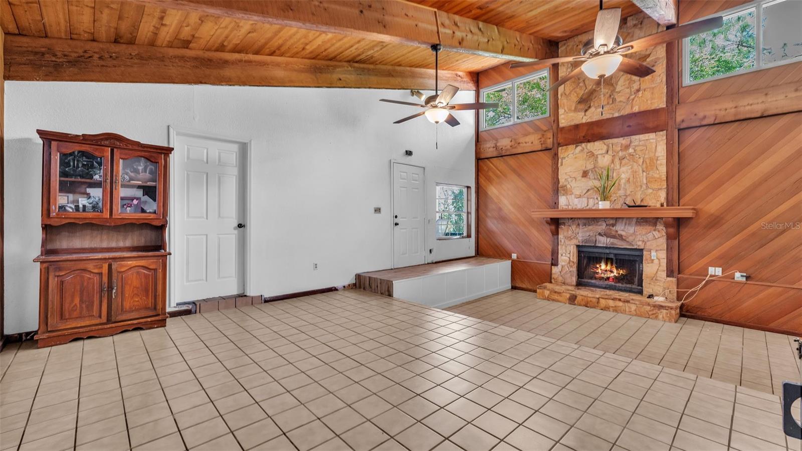 Image 19 of 43 For 503 Marianna Road