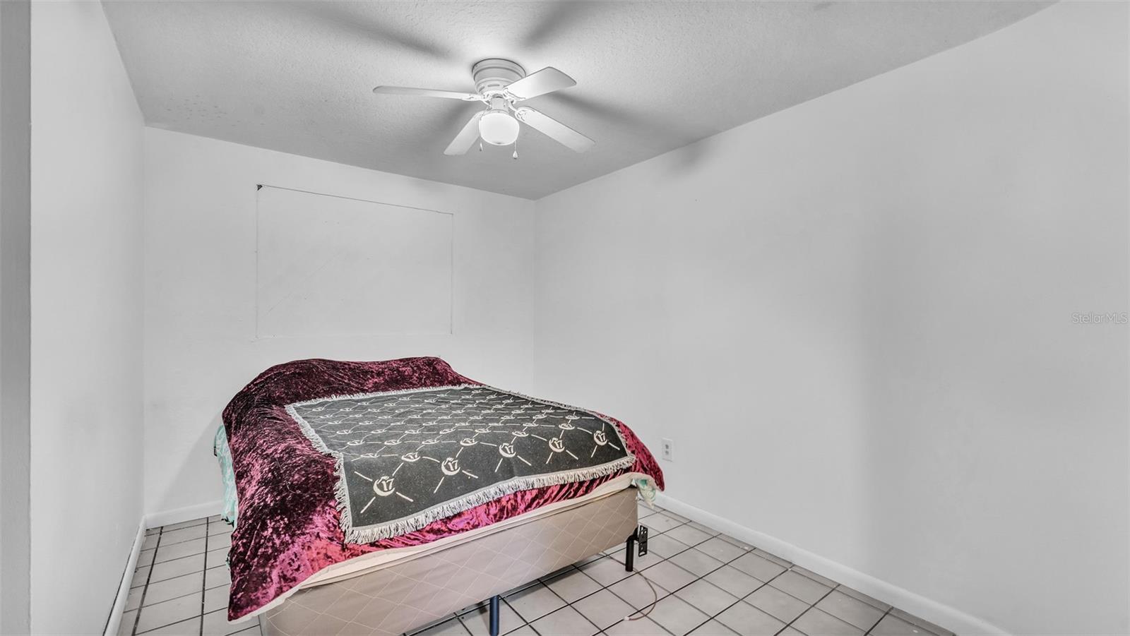 Image 33 of 43 For 503 Marianna Road