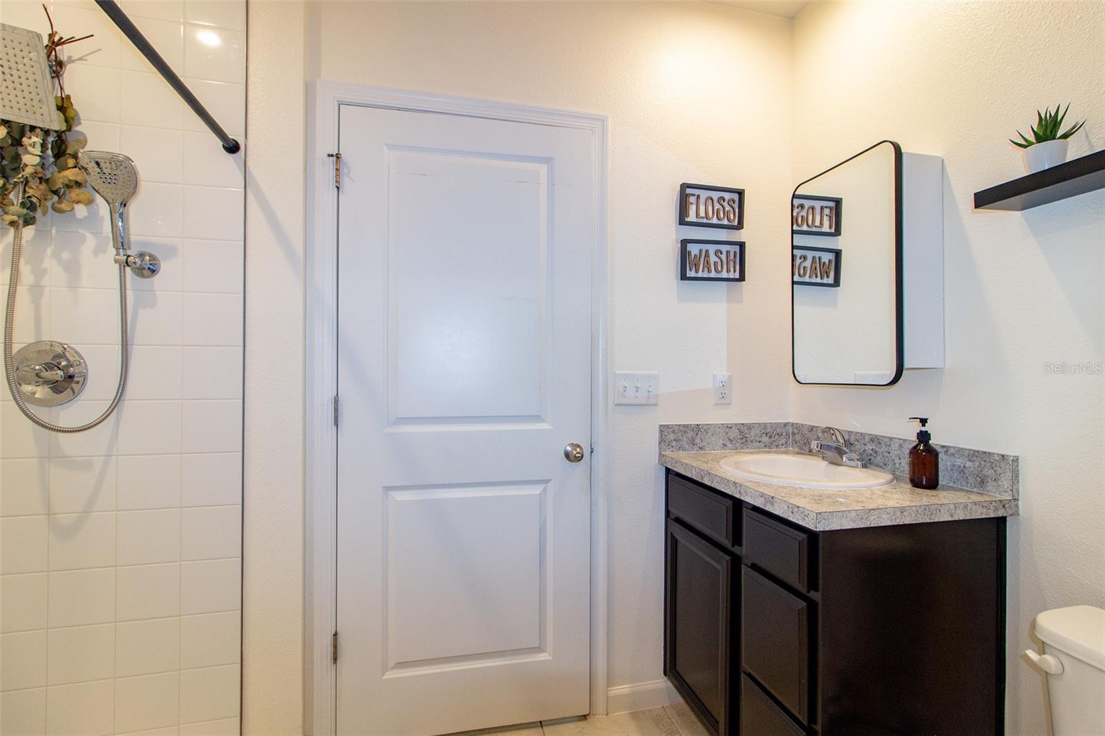 Image 17 of 22 For 542 Eagle Landing Boulevard