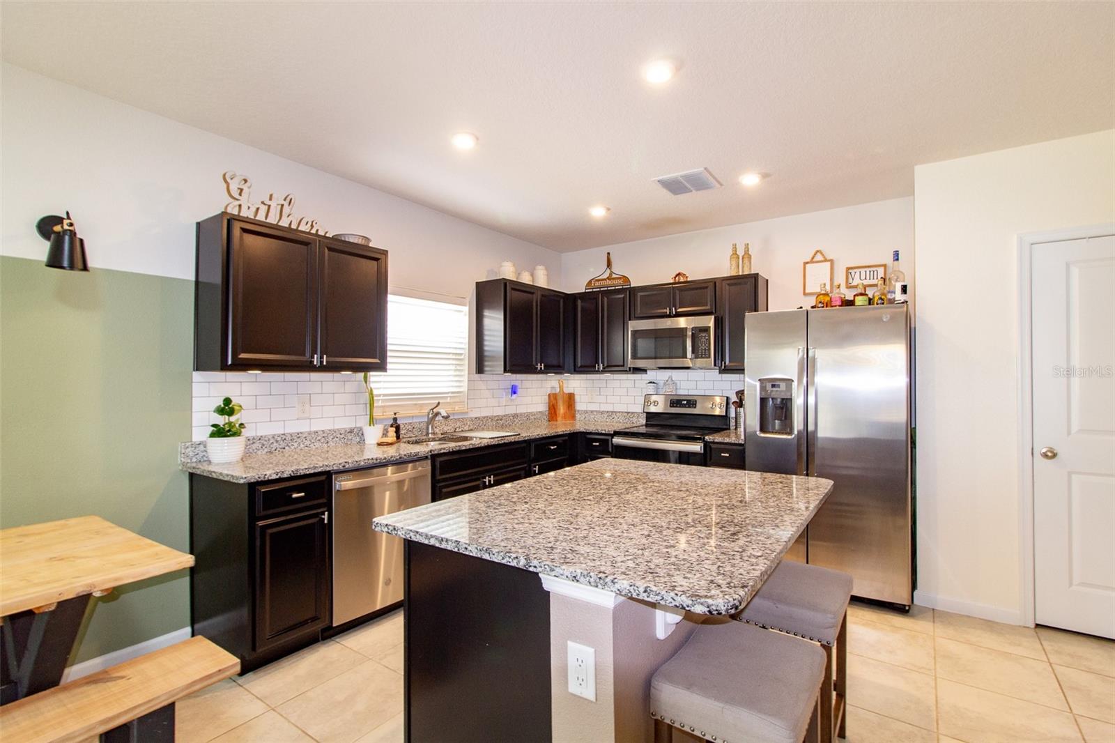 Image 3 of 22 For 542 Eagle Landing Boulevard