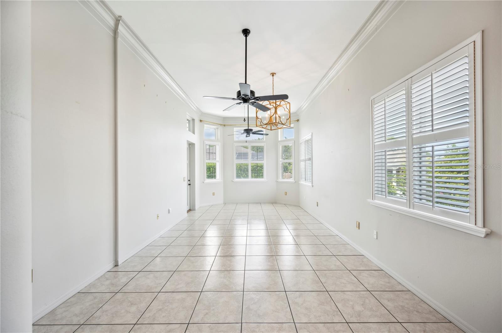Image 15 of 76 For 715 Hanover Court