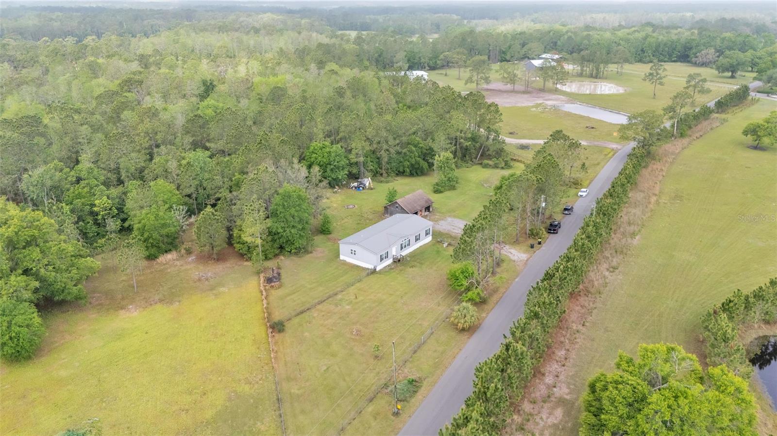 Image 6 of 45 For 17365 Poyner Road N