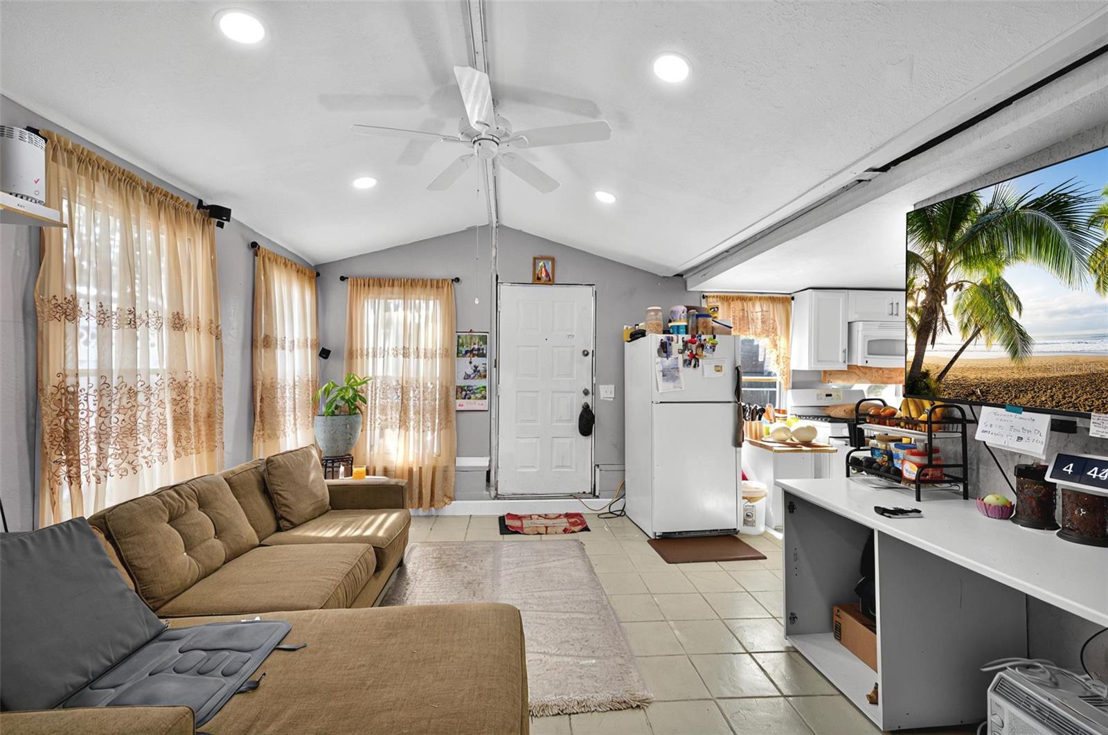 Image 18 of 46 For 1573 Avleigh Circle