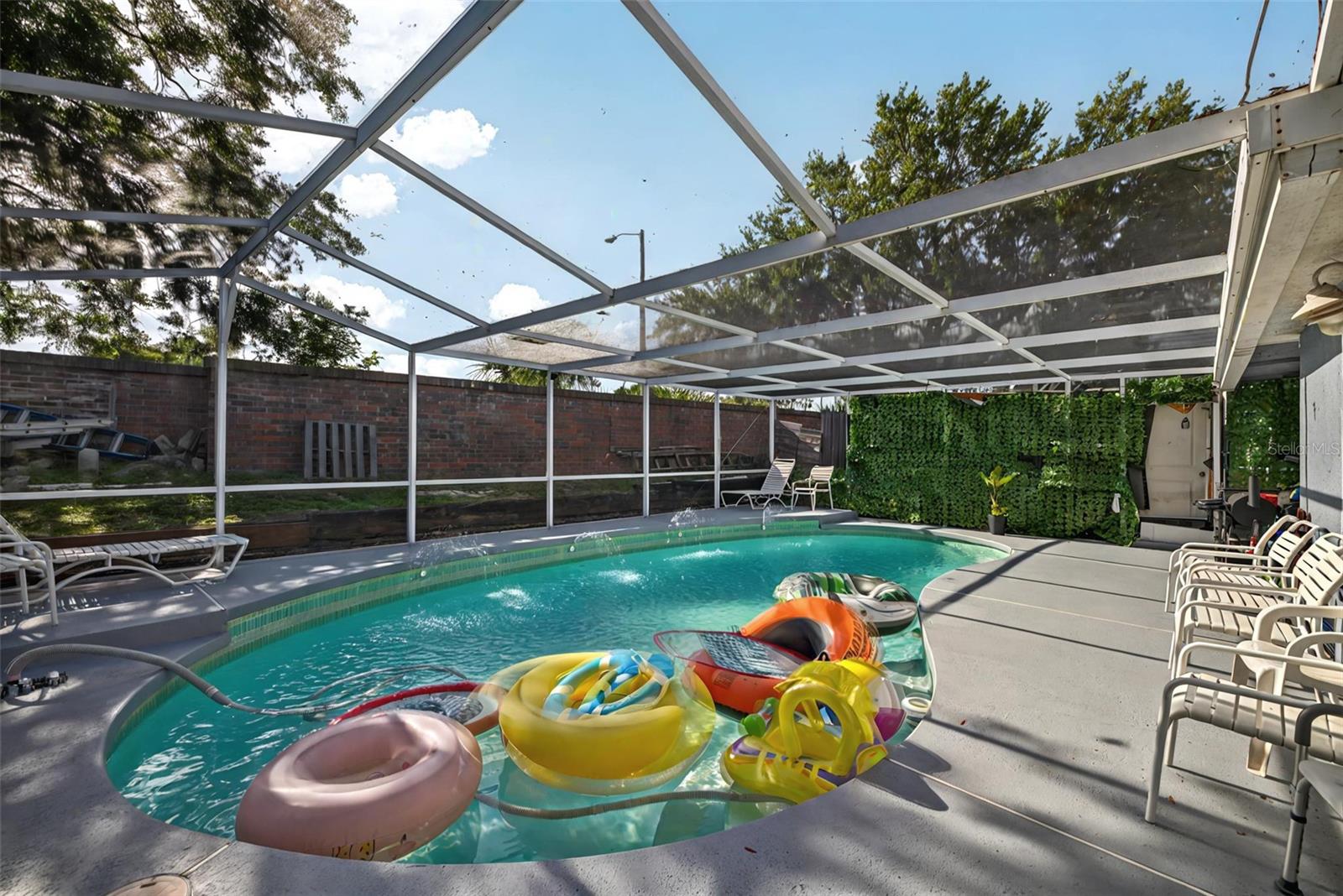 Image 2 of 46 For 1573 Avleigh Circle