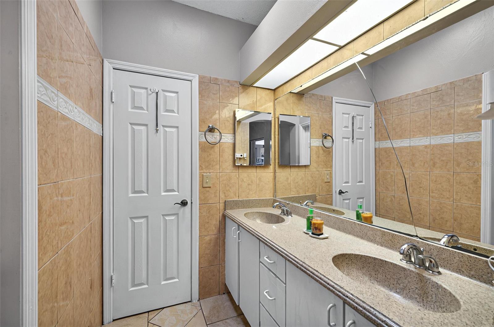 Image 25 of 46 For 1573 Avleigh Circle