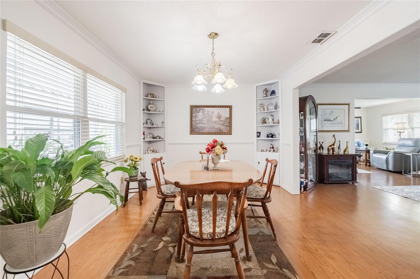 Image 16 of 44 For 3570 Milano Avenue 3570