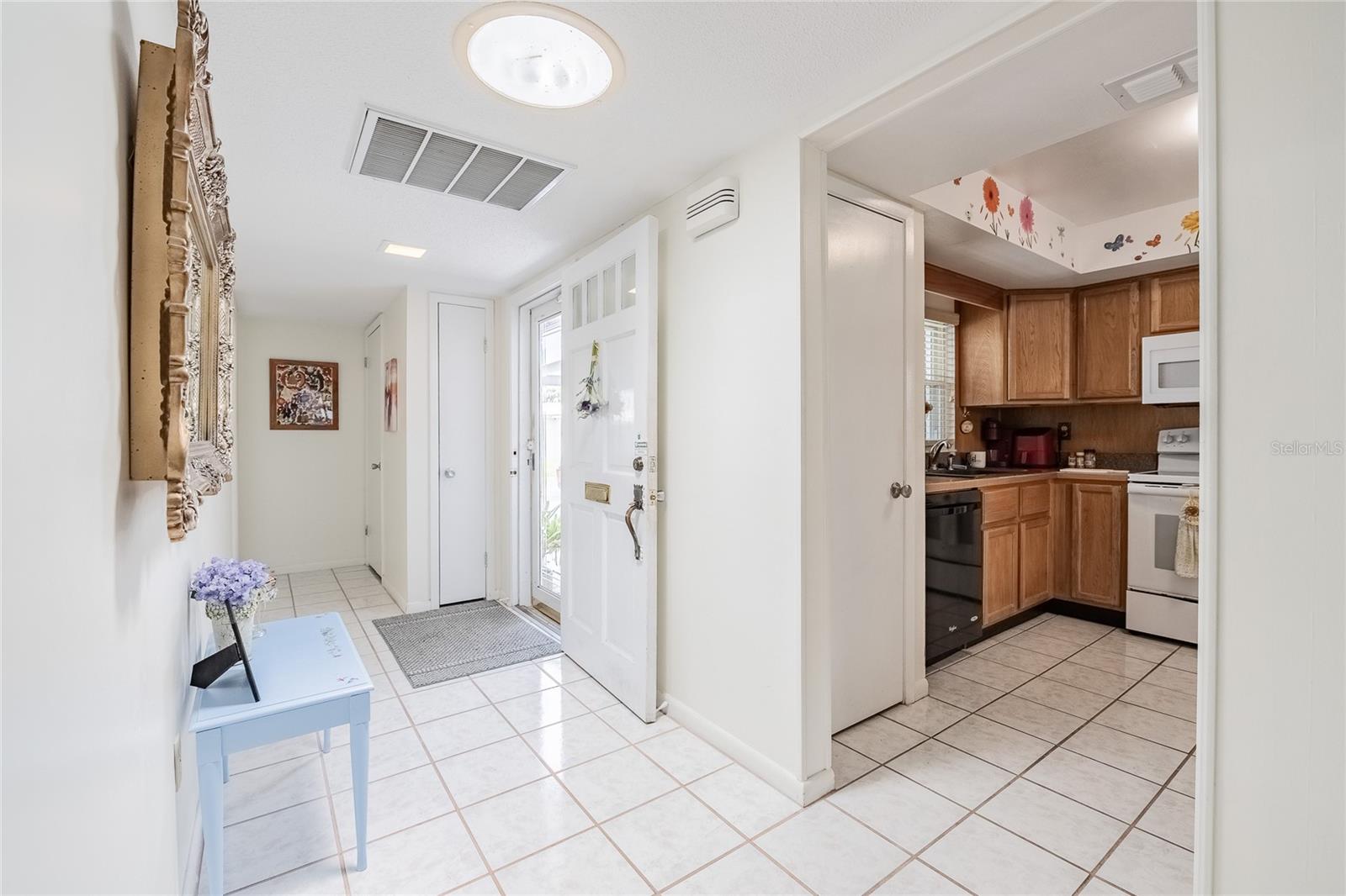Image 21 of 44 For 3570 Milano Avenue 3570