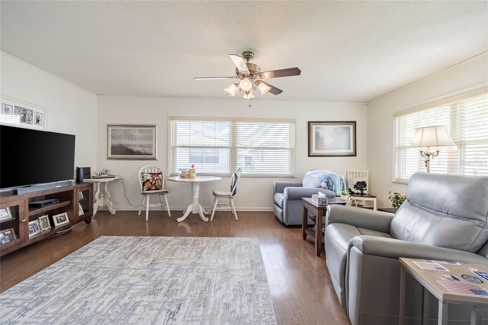Image 8 of 44 For 3570 Milano Avenue 3570
