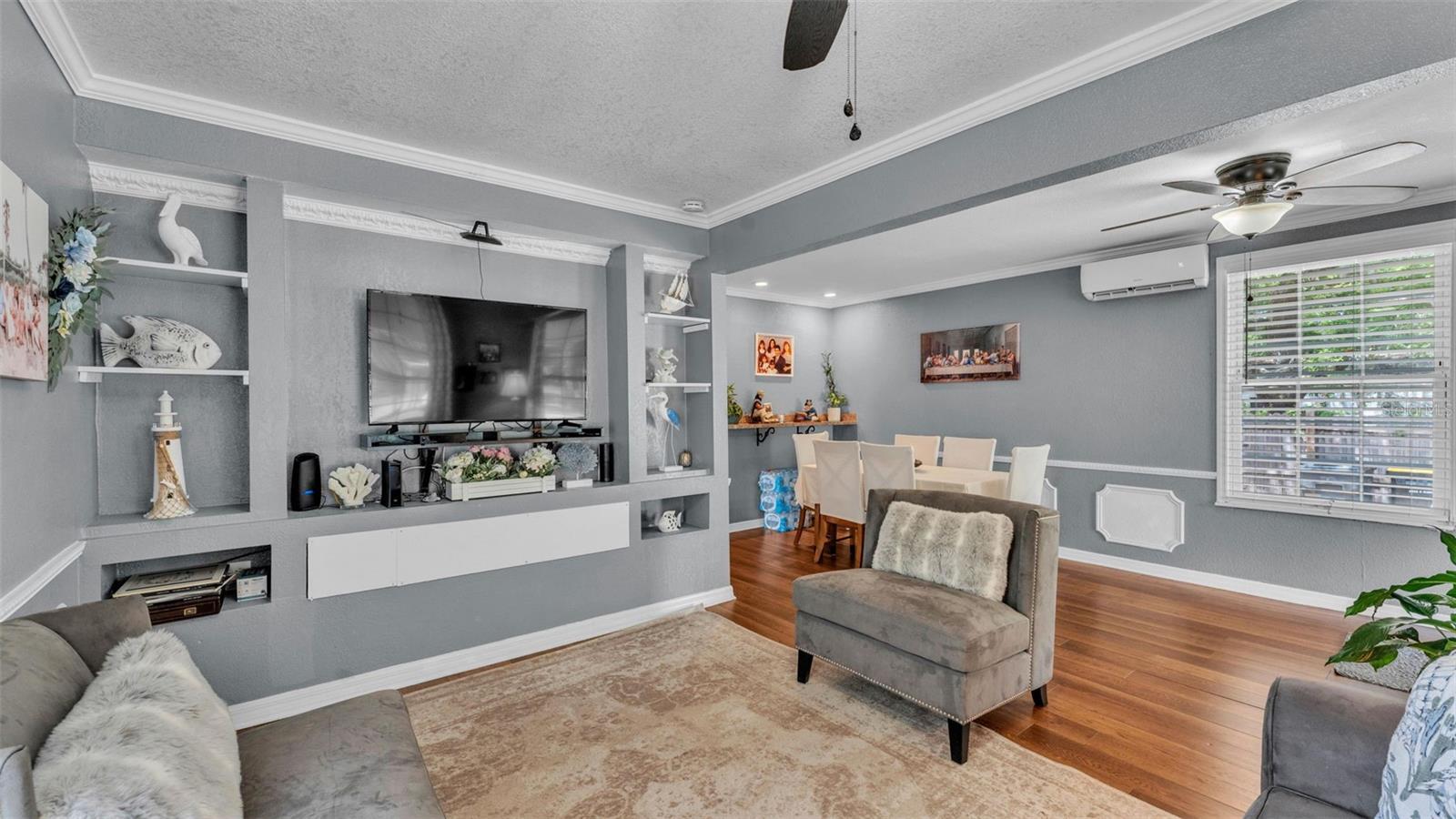 Image 12 of 39 For 1105 Terry Avenue S
