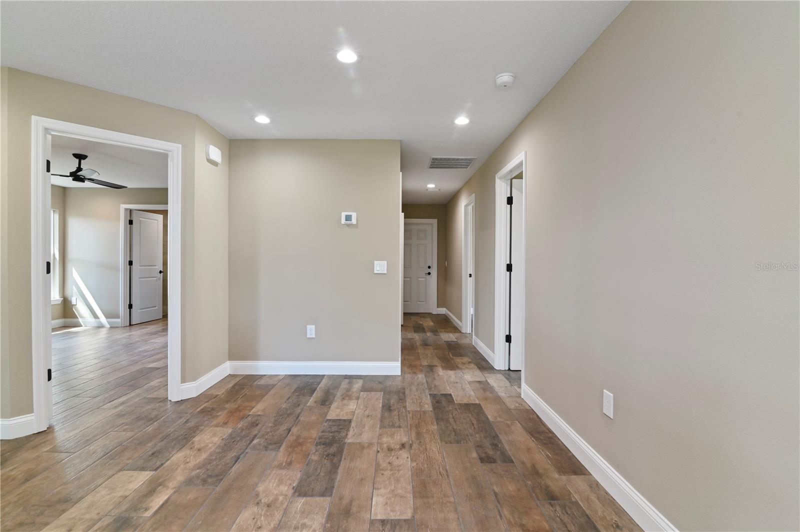 Image 13 of 35 For 6625 Thornhill Road