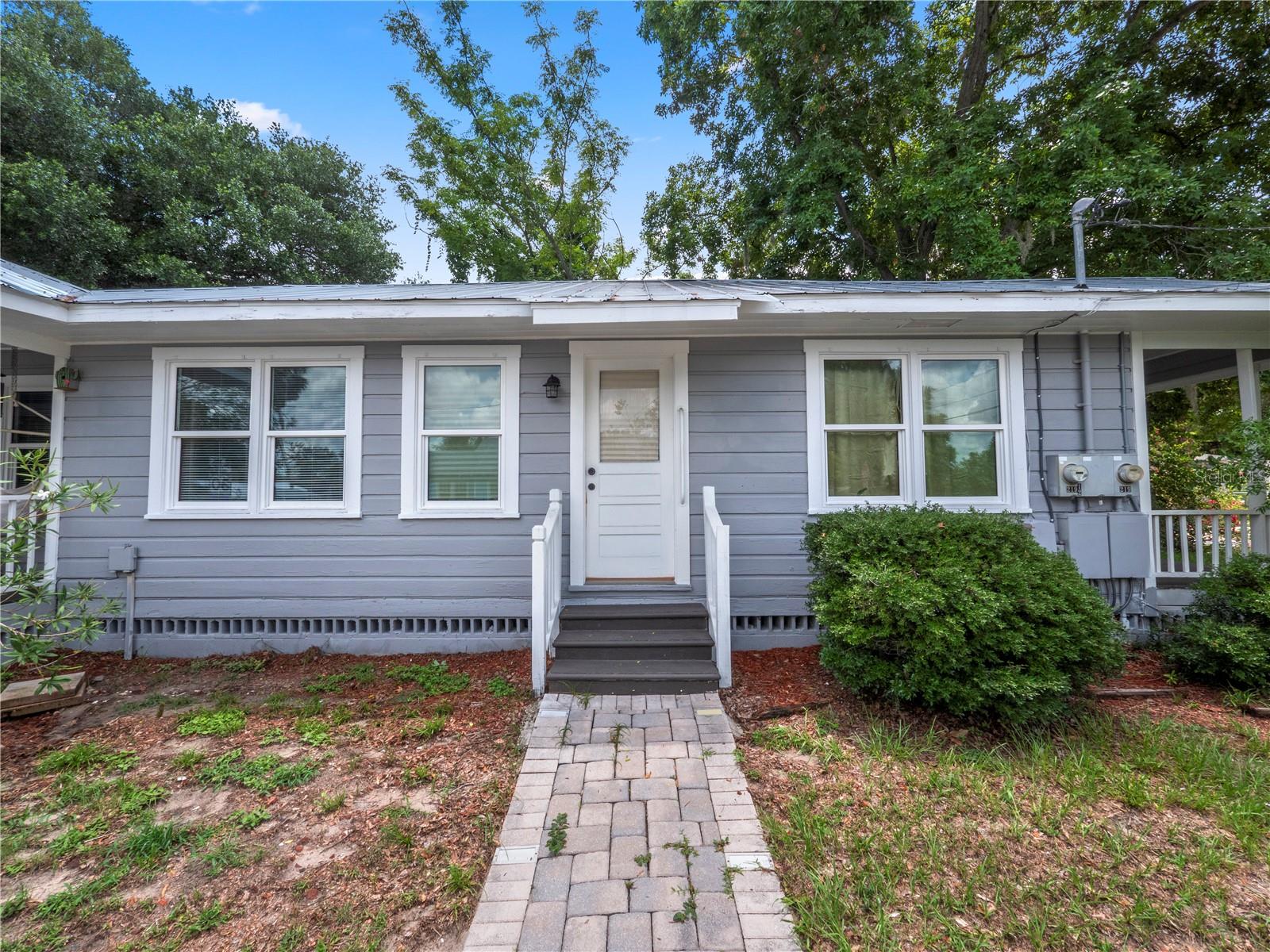 Image 2 of 33 For 219 Ariana Street A-b