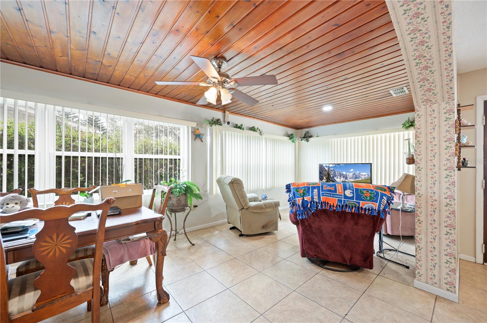 Image 8 of 28 For 1440 Conant Street