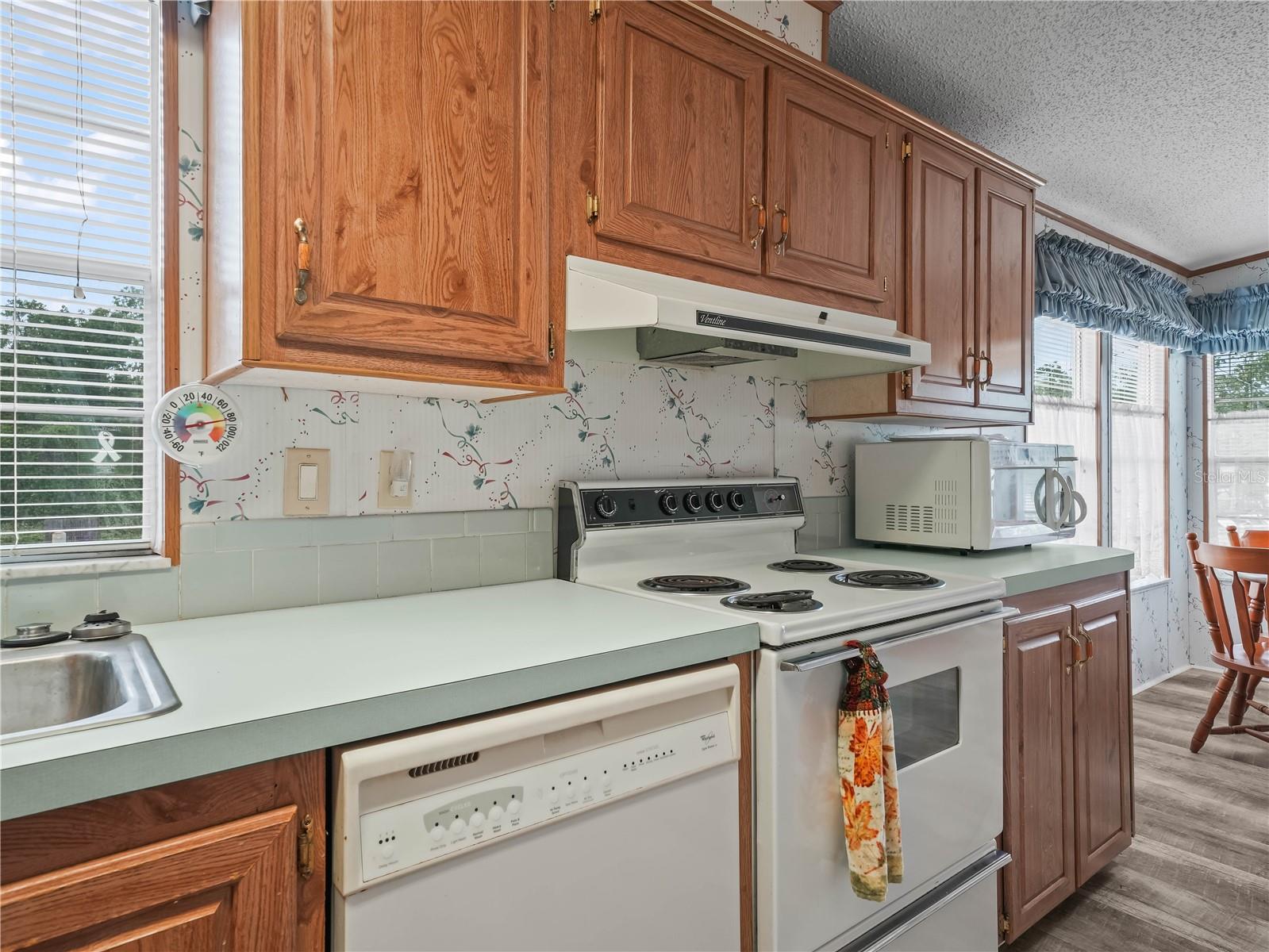 Image 11 of 43 For 3441 Maple Drive
