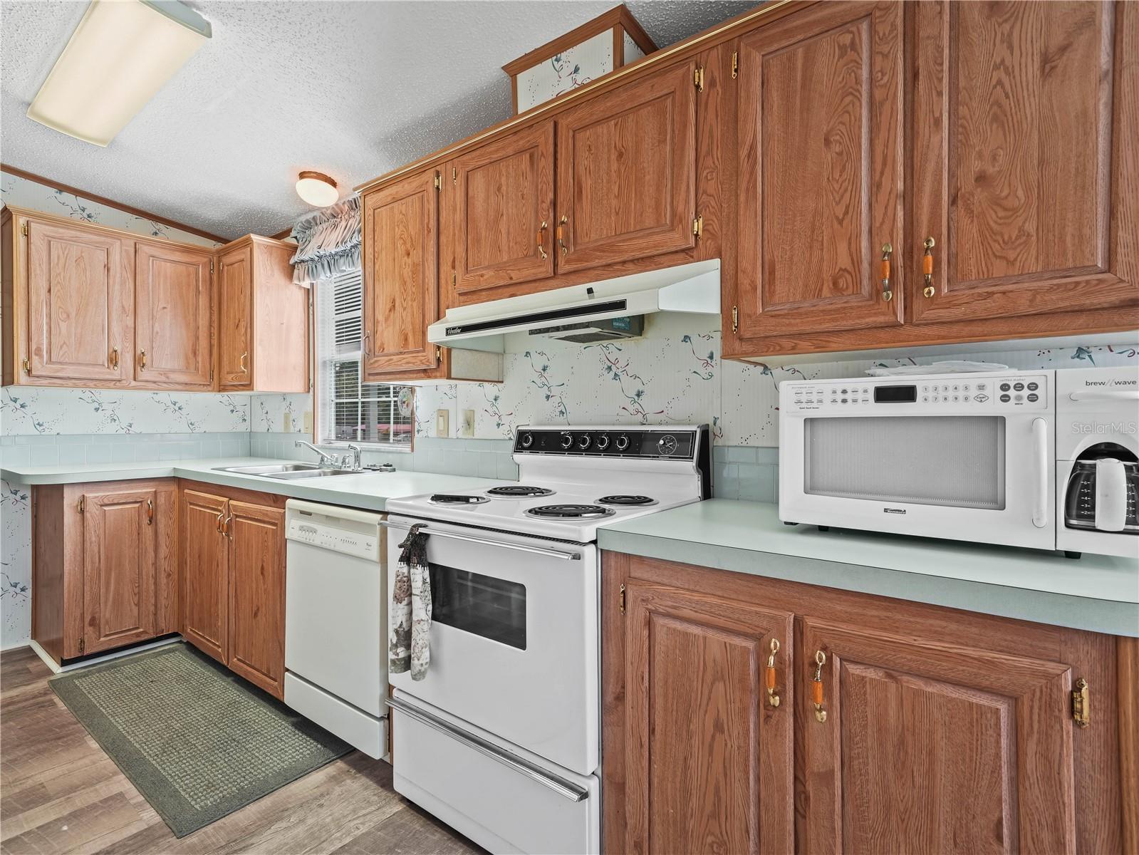 Image 12 of 43 For 3441 Maple Drive