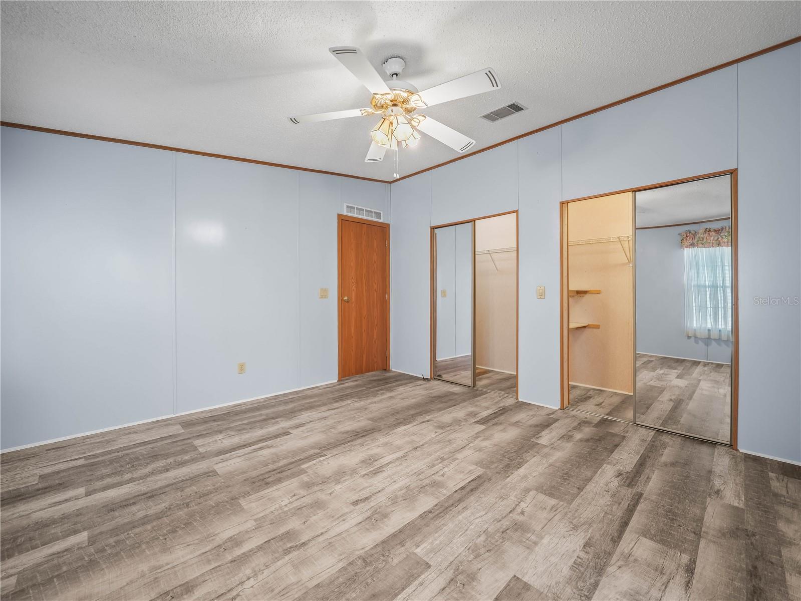 Image 17 of 43 For 3441 Maple Drive